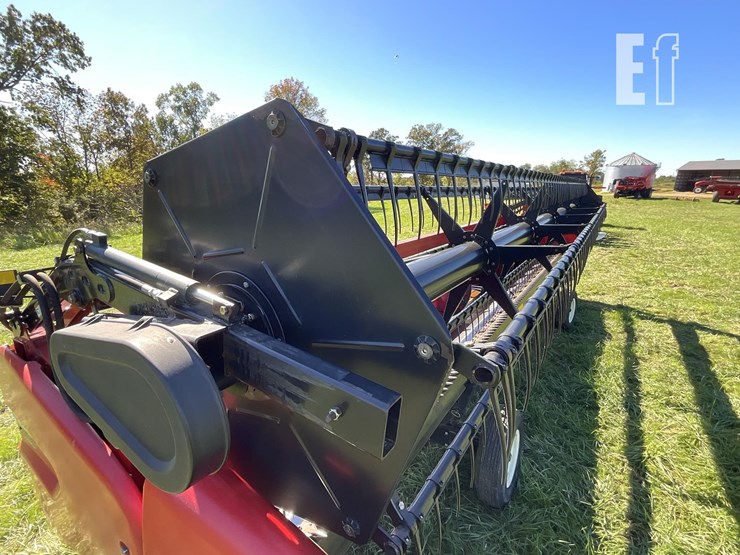 2011-case-ih-3020-image-14