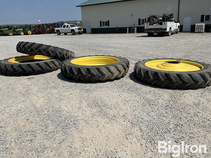 john-deere-a-image-8