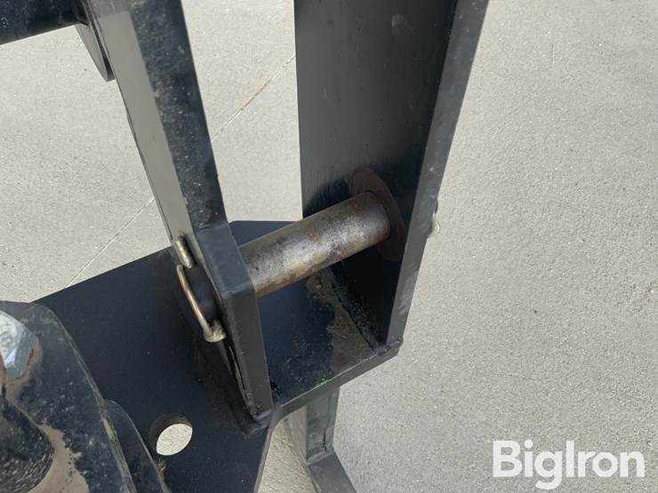 protracker-hydraulic-steering-hitch-image-11