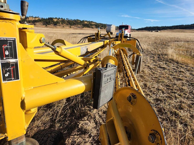 2020-vermeer-r2300-image-20