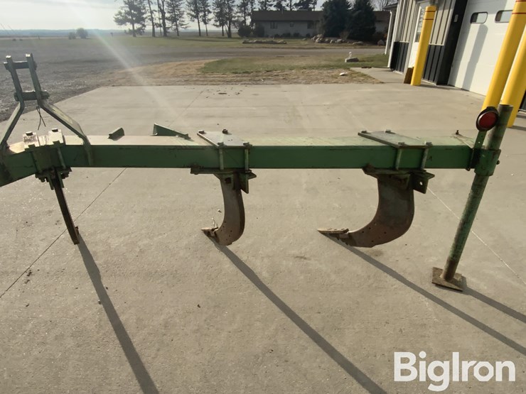 john-deere-5r-ripper-image-17