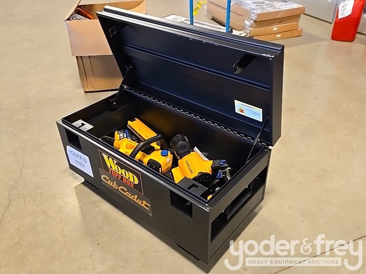unused-wood-tuff-tow-48"-box-7-pcs-cub-cadet-tool-kit,-hedge,-trimmer,-cordless-chainsaw,-leaf-blower,-string-trimmer,-battery-charger-image-1