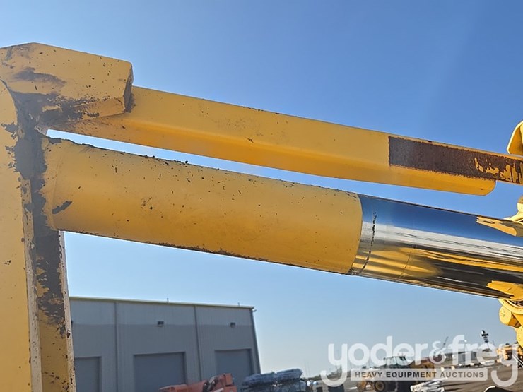 2018-komatsu-wa200-8-image-52