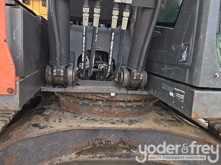 2019-volvo-ec200el-image-39