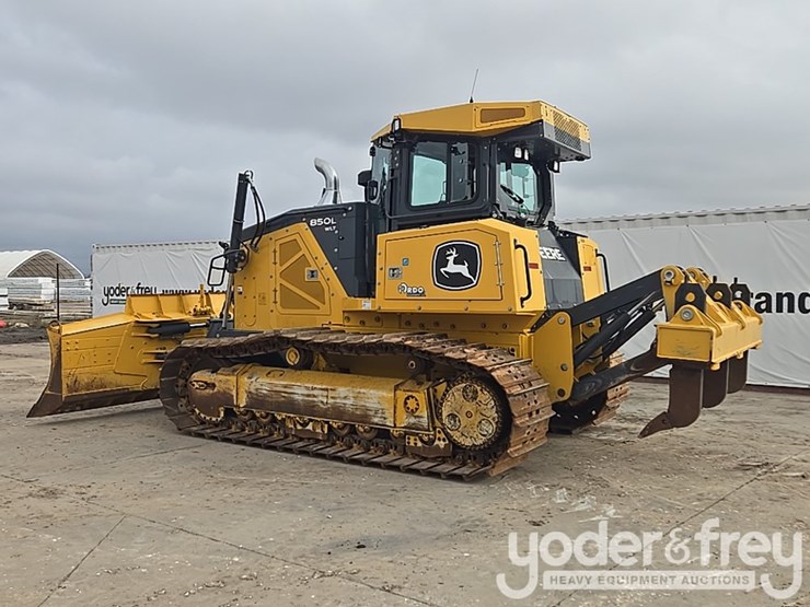 2019-deere-850l-wlt-image-3