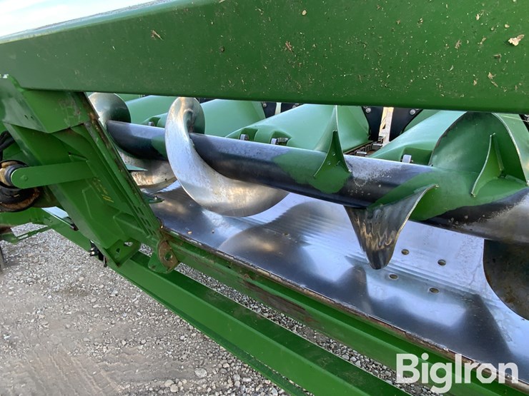 2010-john-deere-608c-image-9