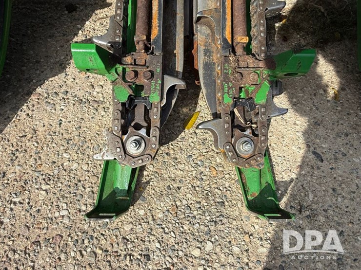 2014-john-deere-616c-image-24