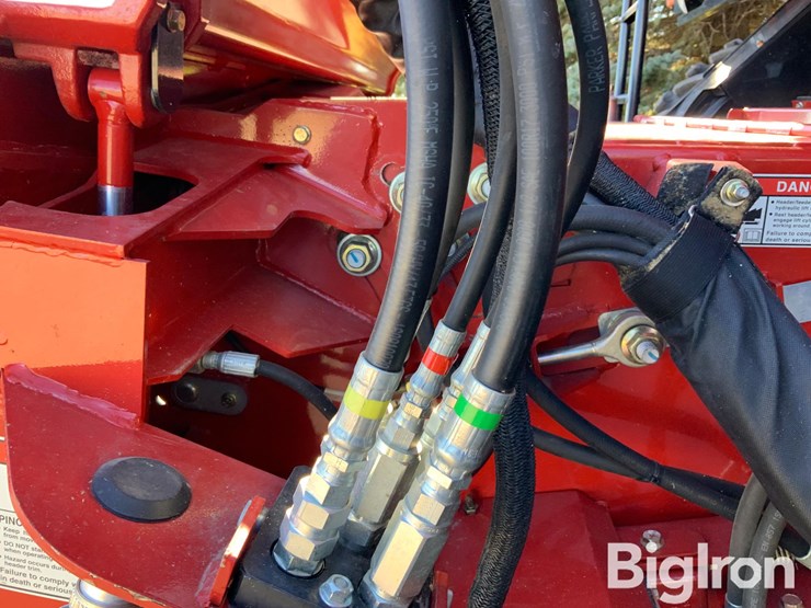 2011-case-ih-6088-image-20