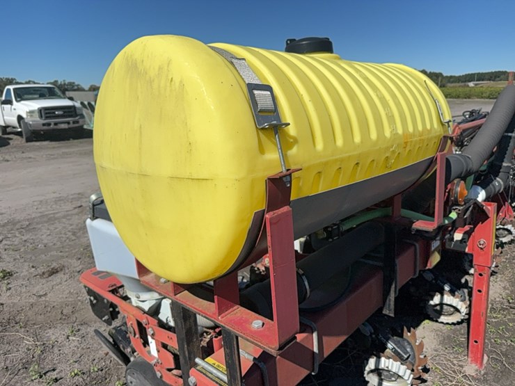 agco-white-8700-image-34