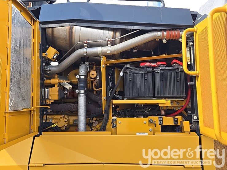 2017-deere-872g-image-95