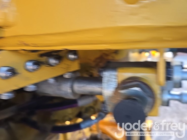 2016-caterpillar-950m-image-75