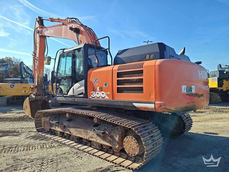 2019-hitachi-zx300-lc-image-4