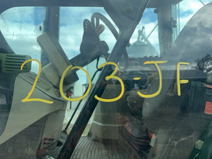 2023-john-deere-6420-image-29