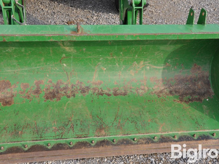 2019-john-deere-6110m-image-10