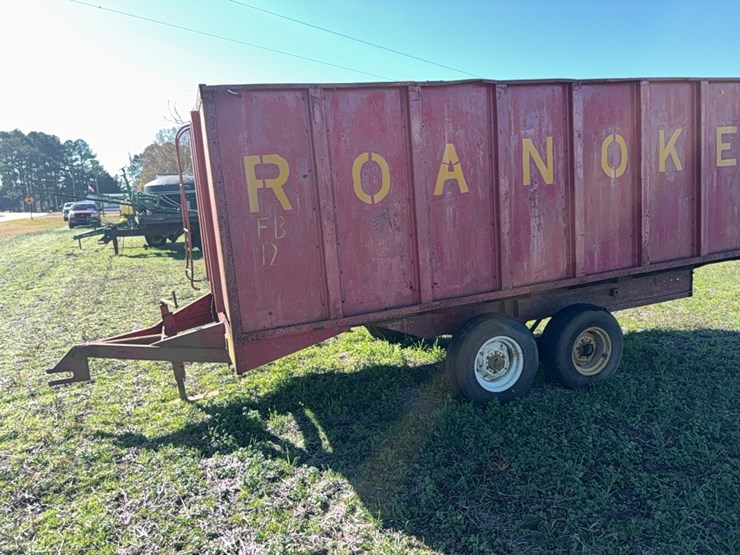 roanoke-tandem-axle-peanut-trailer-located-at-107-jernigan-swamp-rd.-in-ahoskie,-north-carolina-￼-image-5