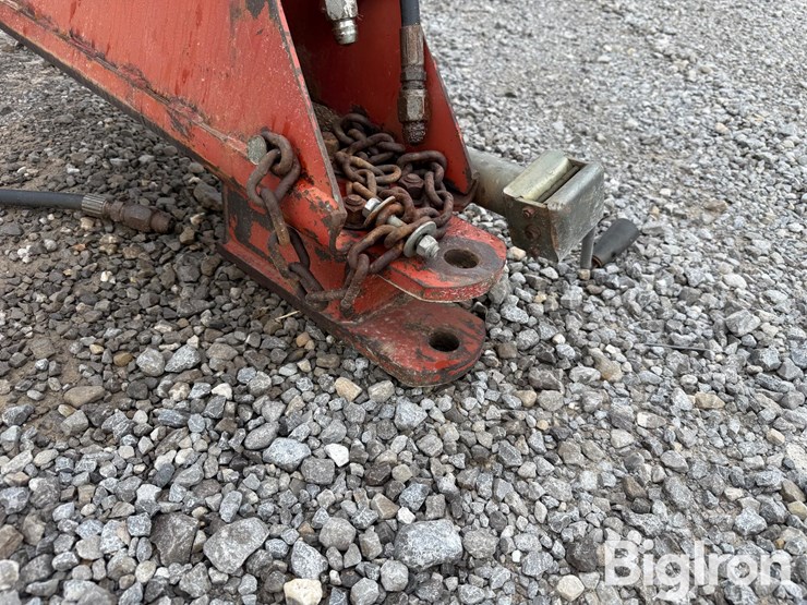 new-holland-1475-image-9