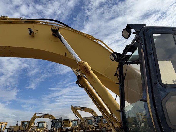 1999-caterpillar-345b-image-18