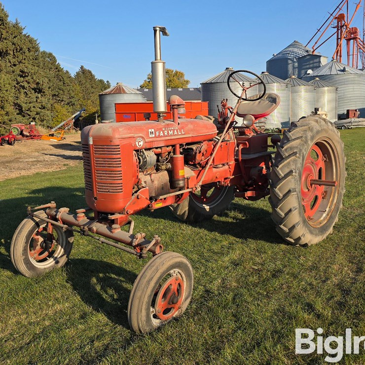 1952 Farmall Super C 2WD Tractor