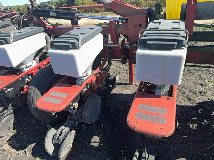 agco-white-8700-image-40