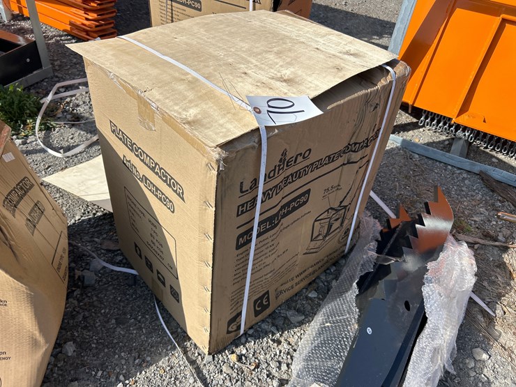 #70-•-landhonor-plate-compactor-image-2