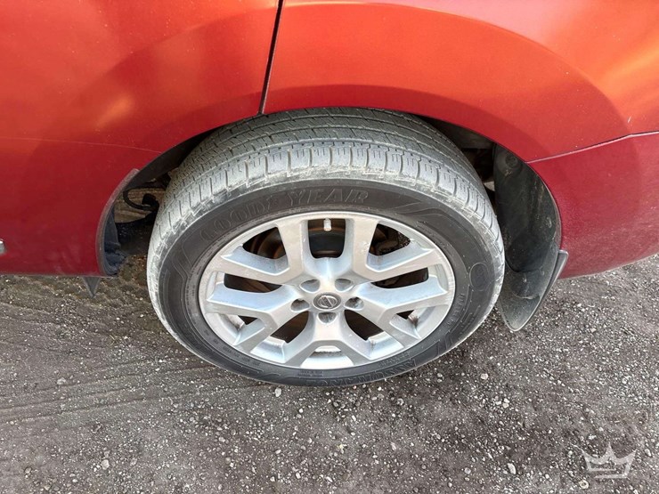 2011-nissan-rogue-image-12