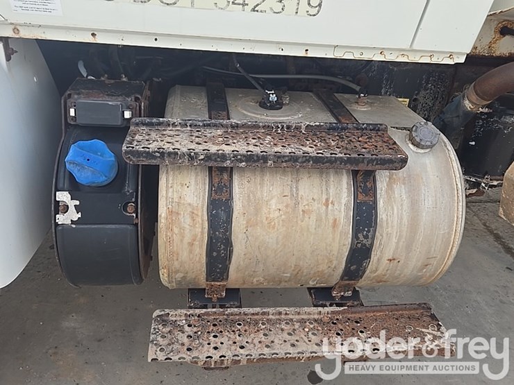 2015-international-4300-sba-image-46