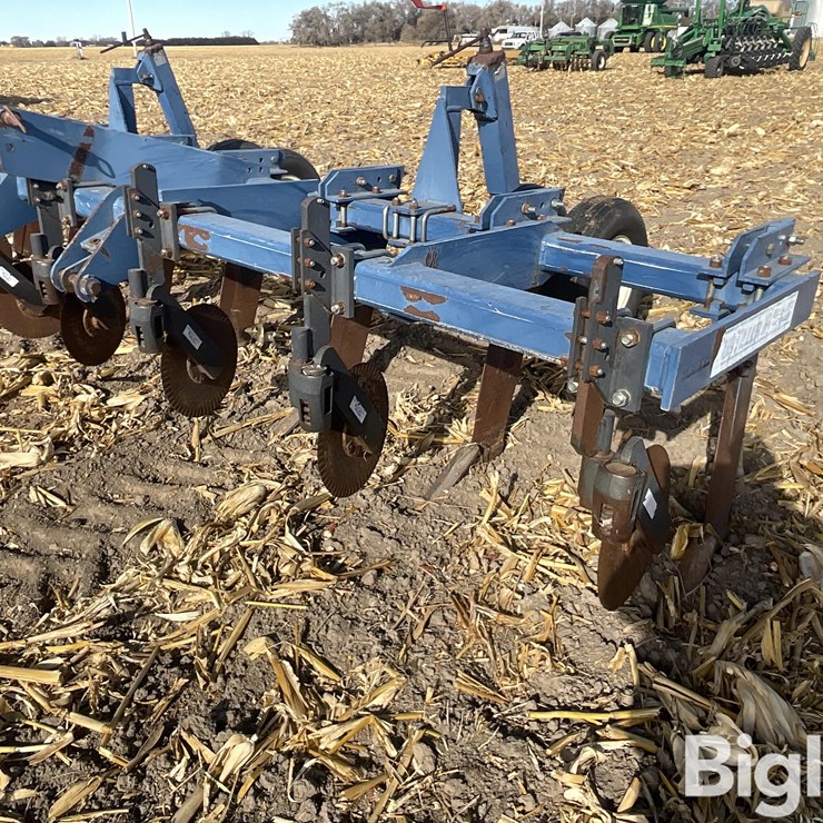 Blu-Jet 7 Shank Sub Soil Tiller