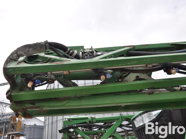 2017-john-deere-r4038-image-14