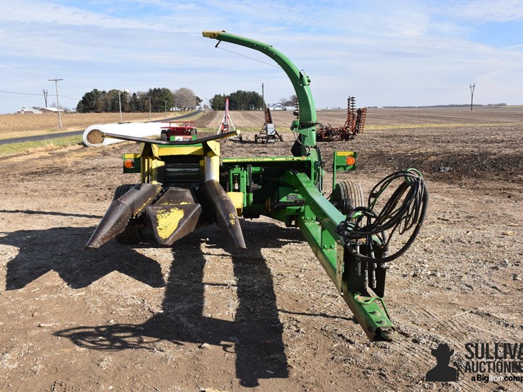 2005-john-deere-3975-image-2