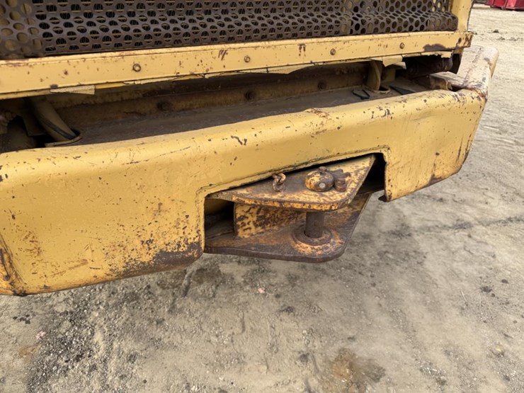 caterpillar-613b-image-35