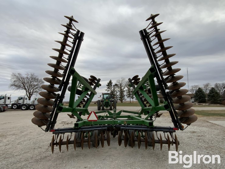 john-deere-630-image-6