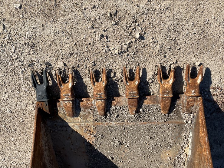 #6338-•-excavator-bucket-image-7