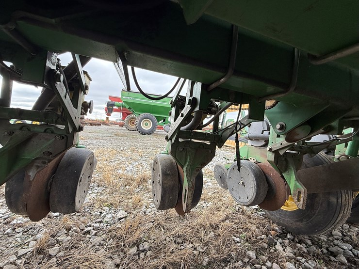 john-deere-1790-image-70