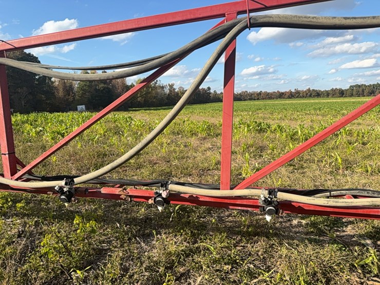 case-ih-3185-patriot-sprayer-image-41