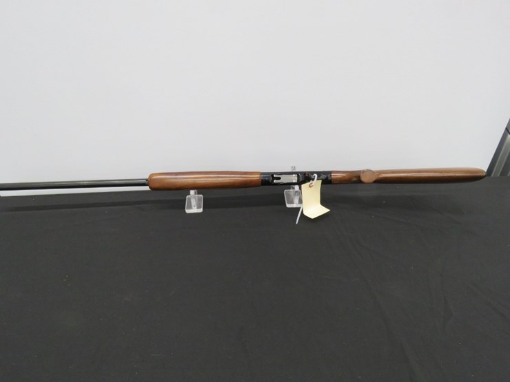 winchester-model-50-feather-weight-12-gauge-shotgun-image-4