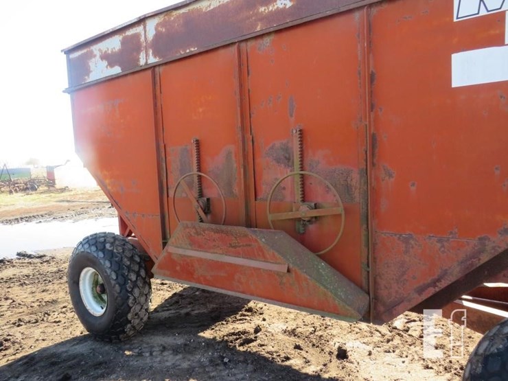 m&w-little-red-wagon-image-2