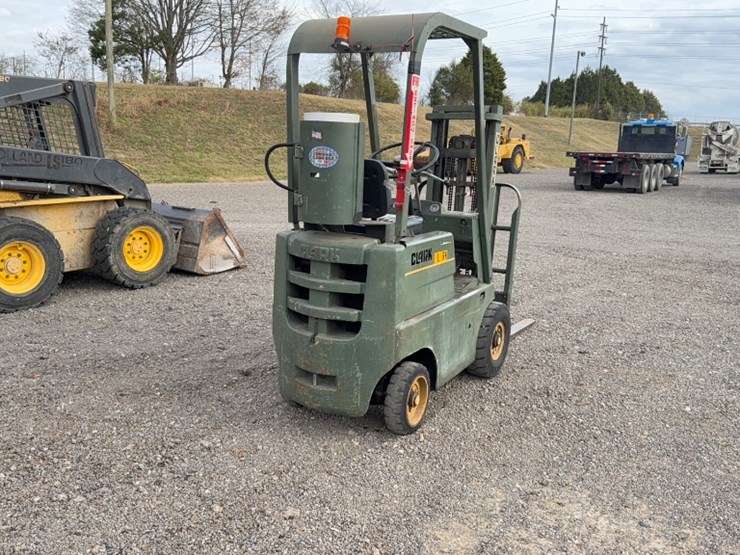 #2073-•-clark-c20p-forklift-image-6