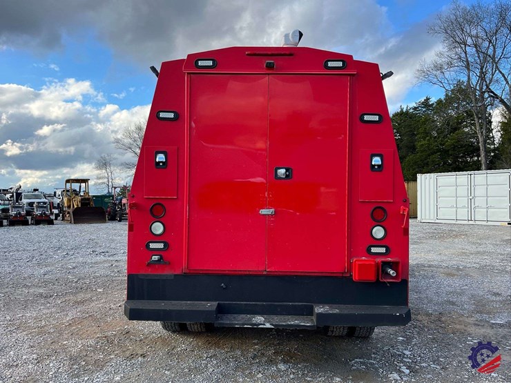 2017-ford-f350-xl-image-25