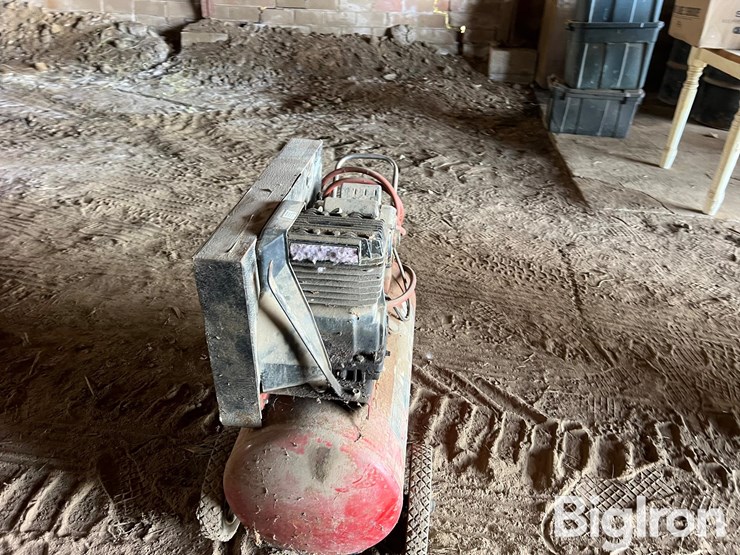 magna-force-air-compressor-image-6