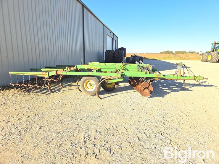 john-deere-714-image-4