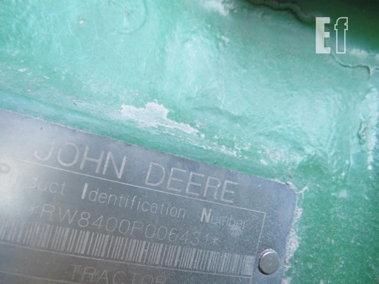 john-deere-8400-image-11