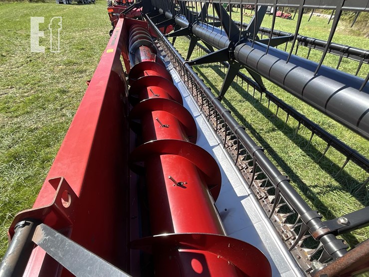 2011-case-ih-3020-image-15