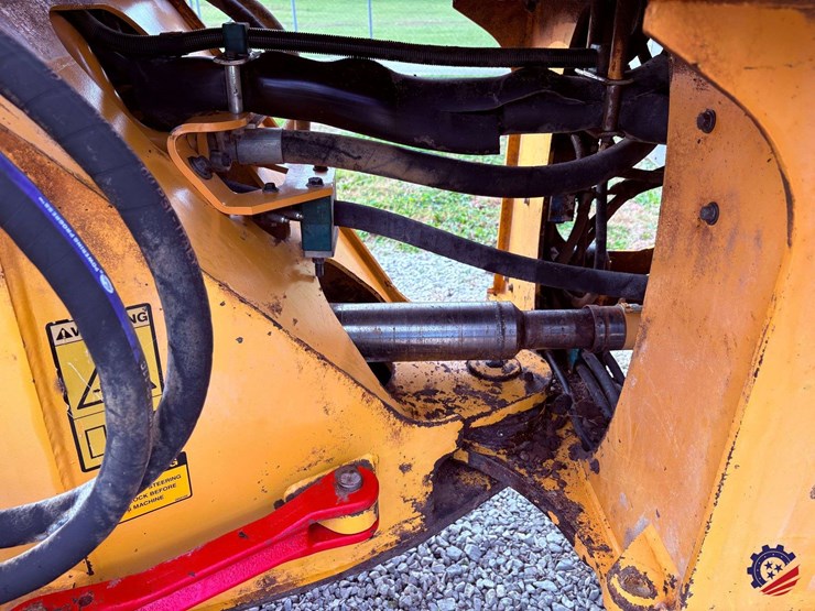 2004-volvo-l60e-image-38