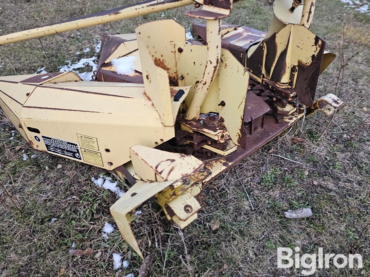 new-holland-880r2-image-15