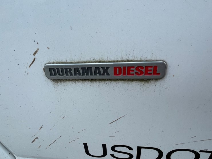 #1064-•-2012-gmc-savana-1-ton-van-(has-wi-title)-image-11