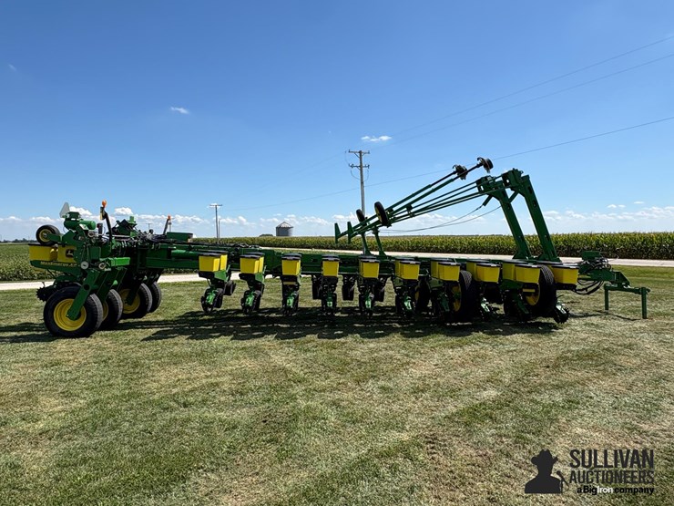 2013-john-deere-1770nt-image-4