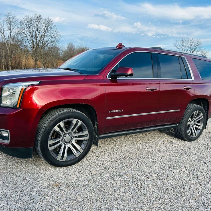 2018 GMC YUKON DENALI