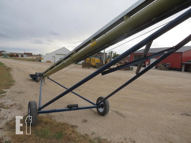 harvest-international-t842-image-4