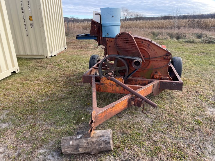 #1412-•-hammer-mill-with-screens-image-2