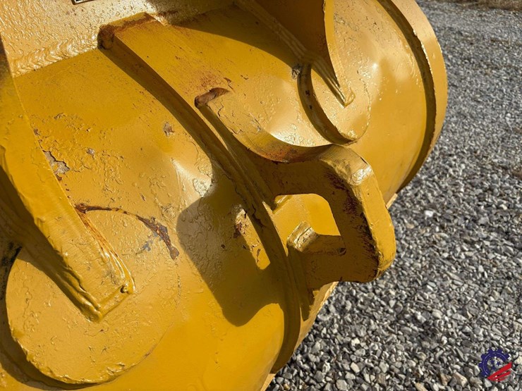 caterpillar-349-image-18